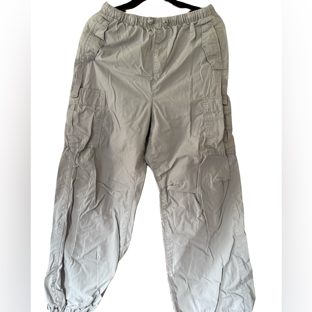 Refuge Light Gray Cargo Pants